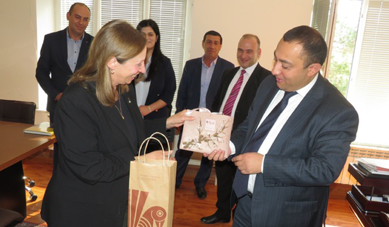 Վայոց ձորի մարզպետն ընդունել է ԱՄՆ դեսպան Լին Թրեյսիին