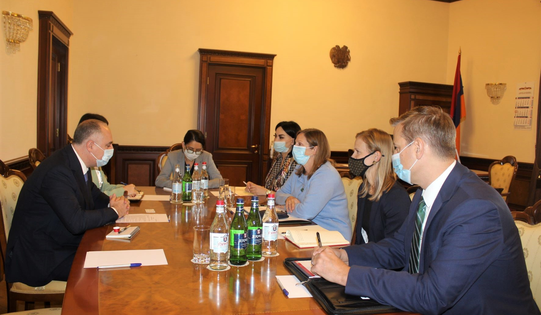 Sasun Khachatryan and Lynne Tracy discussed expansion of cooperation in fight against corruption