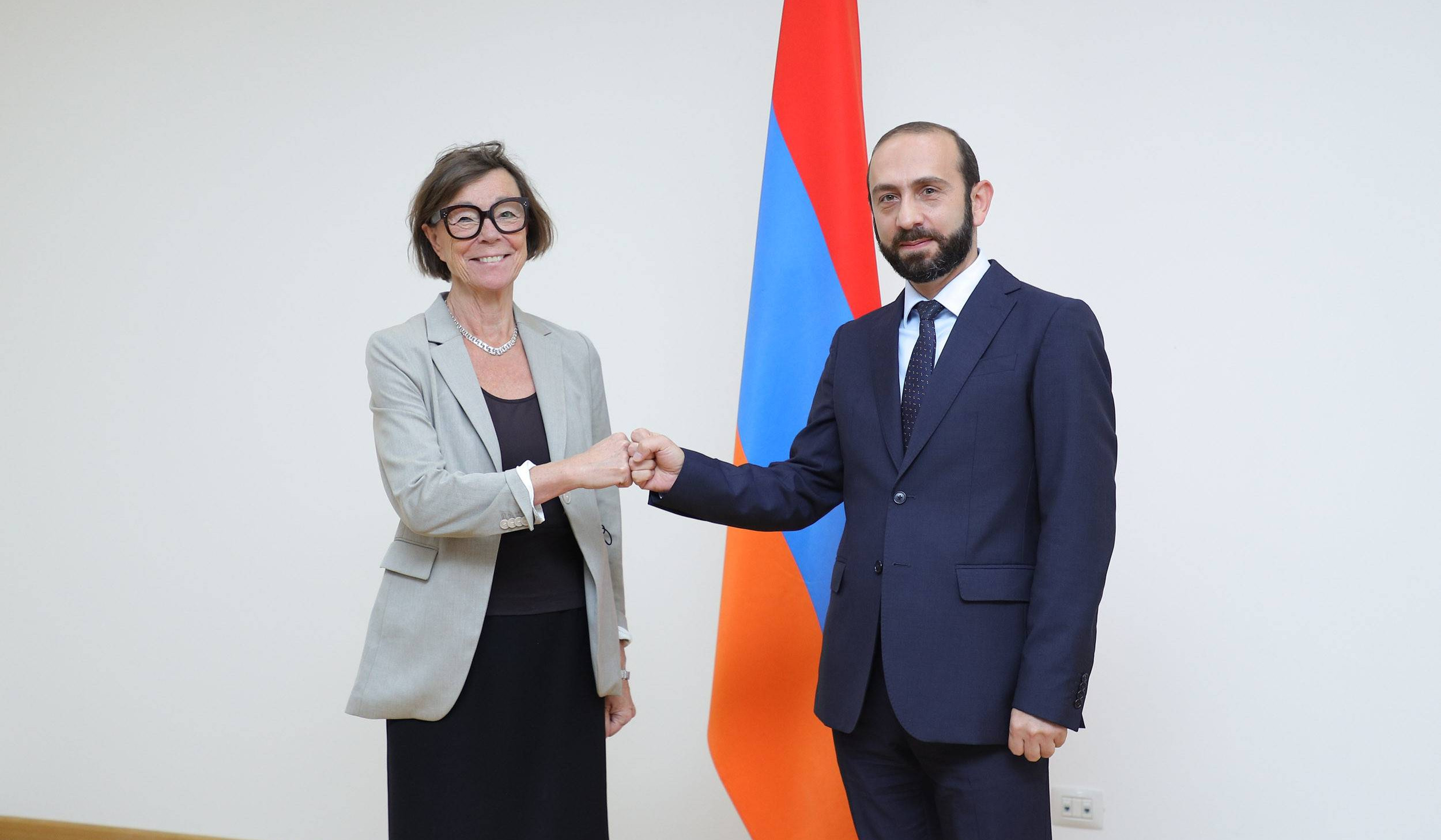 Armenia’s Foreign Minister addresses POWs issue during meeting with OSCE Chairperson-in-Office for the South Caucasus