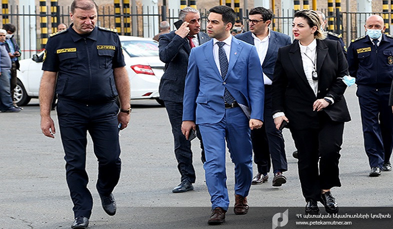 ՊԵԿ նախագահն աշխատանքային շրջայց է կատարել Մեղրիի մաքսային կետ-բաժնի տարածքում