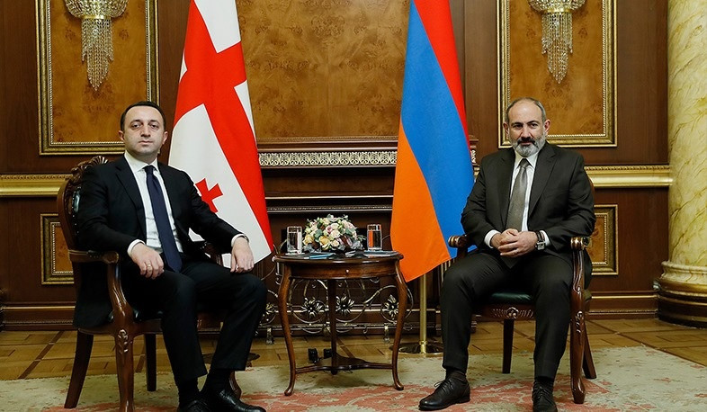 Prime Minister Pashinyan meets with Georgian PM