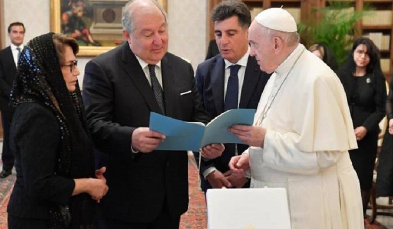 Папа Римский принял президента Армении Армена Саркисяна