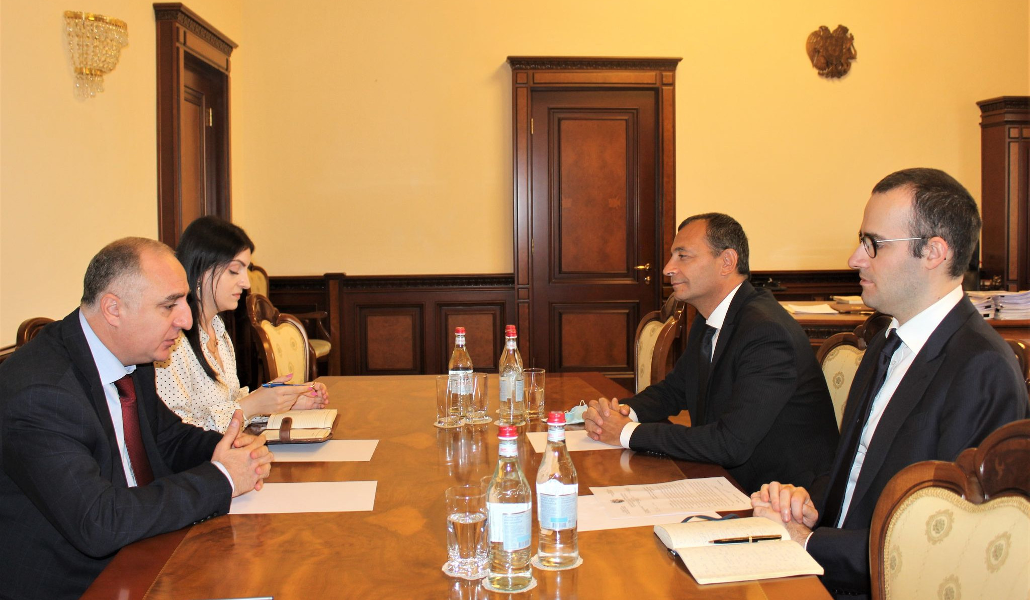 Сасун Хачатрян обсудил с послом Италии сотрудничество в вопросе расследования коррупционных преступлений