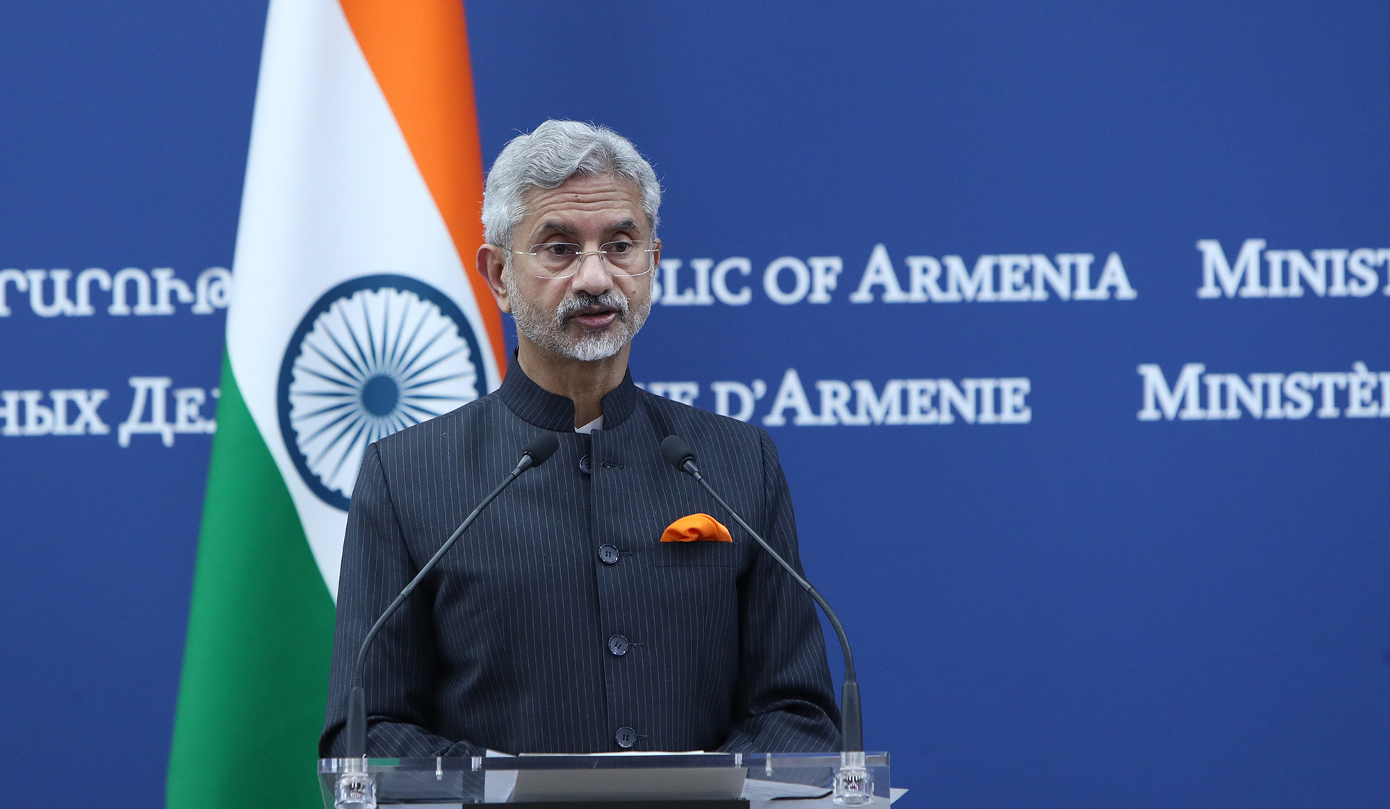 Мы выступаем за мирное урегулирование карабахского конфликта дипломатическим путем: министр иностранных дел Индии