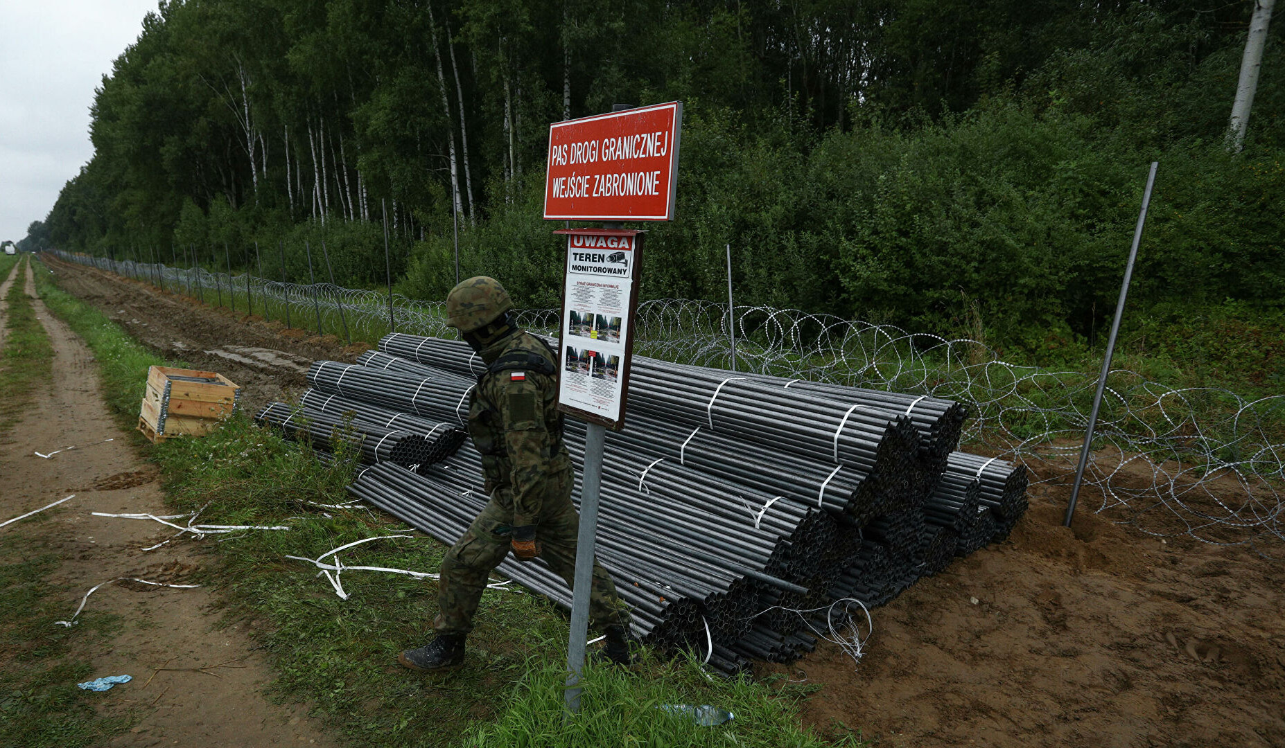 Польша построит стену на границе с Белоруссией
