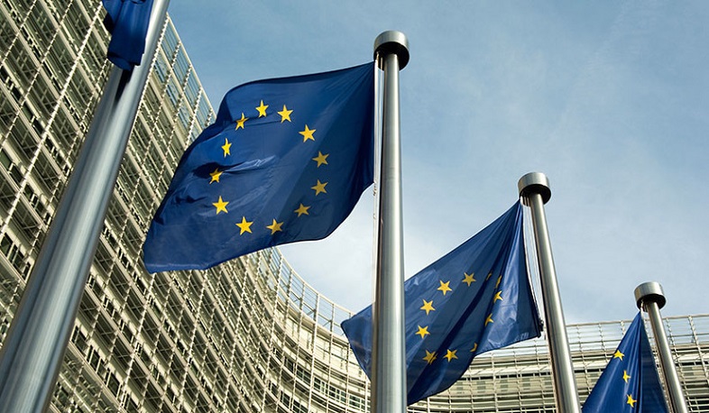 Главы МИД ЕС обсудят подготовку к саммиту 