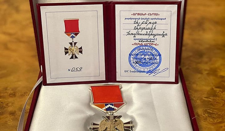 Ալբերտ Հովհաննիսյանին հետմահու շնորհվել է «Արցախի հերոս» կոչումը