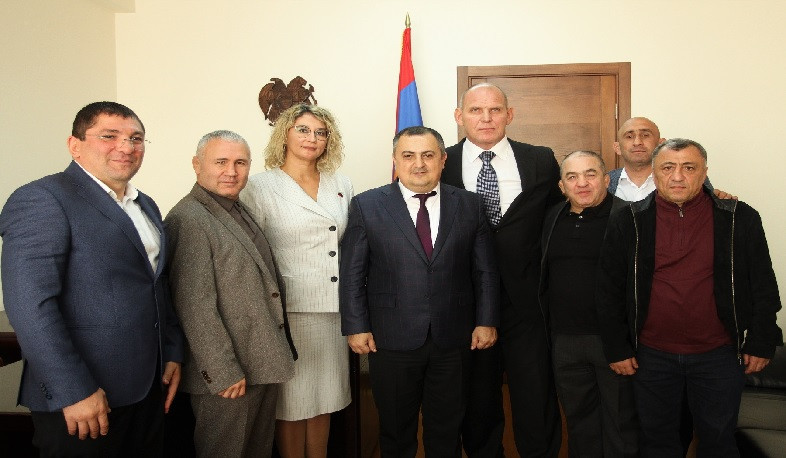 Կարեն Գիլոյանն ընդունել է Օլիմպիական չեմպիոններ Ալեքսանդր Կարելինին և Մնացական Իսկանդարյանին