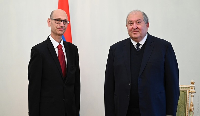 Հայաստանն ու Մալթան կարող են գործակցել մի շարք ոլորտներում. նորանշանակ դեսպանը հավատարմագրերն է հանձնել ՀՀ նախագահին