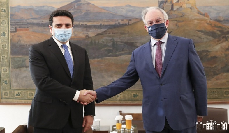 ՀՀ և Հունաստանի ԱԺ նախագահները քննարկել են Հայաստան-Հունաստան-Կիպրոս խորհրդարանական ձևաչափում համագործակցության հեռանկարները