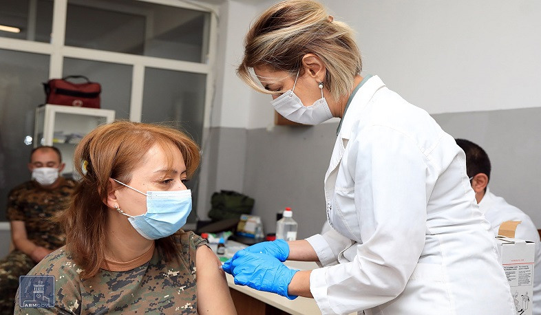 Զինված ուժերում շարունակվում է անձնակազմի՝ COVID-19-ի դեմ պատվաստման գործընթացը