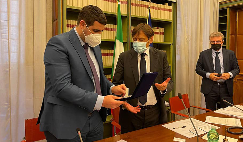 Արման Եղոյանն իտալացի գործընկերների հետ քննարկել է ՀՀ֊ԵՄ Համապարփակ և ընդլայնված գործընկերության համաձայնագրի կիրարկմանն առնչվող մի շարք հարցեր