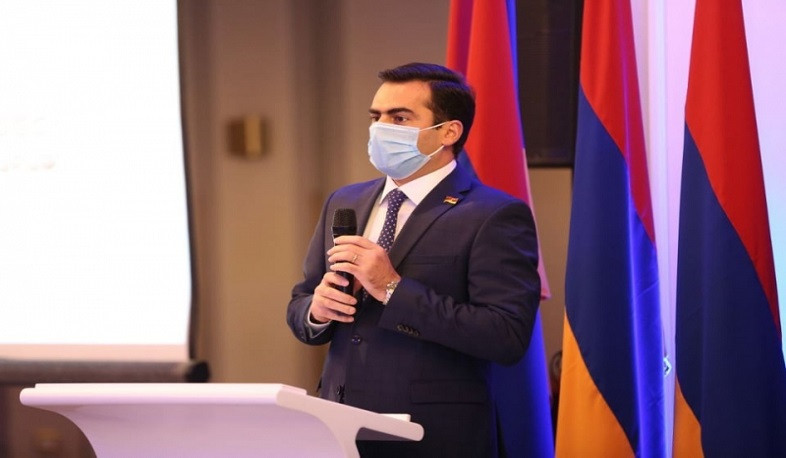 Պահանջարկ ունեցող մասնագետները հնարավորություն կունենան առցանց դիմել և պարզեցված ընթացակարգով ՀՀ-ում ապրելու իրավունք ստանալ. Արշակյան