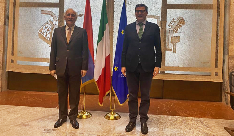 Possibilities of cooperation in field of high technologies between Armenia and Italy discussed