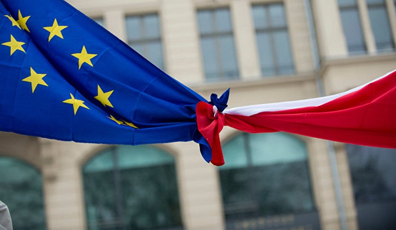 Польша готова «воевать» с ЕС