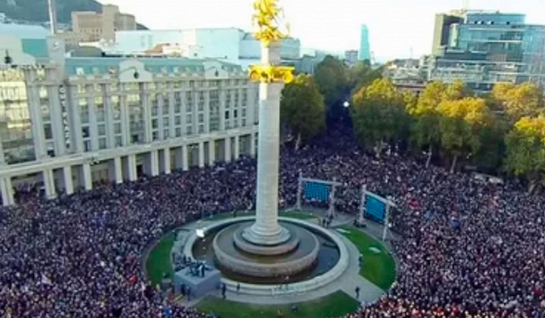 Georgians rally for ruling party ahead of local polls