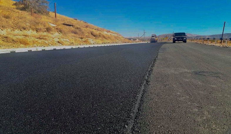 Ակտիվ ընթացքի մեջ են Երևան-Գառնի-Գեղարդի վանք ավտոճանապարհի հիմնանորոգման աշխատանքները