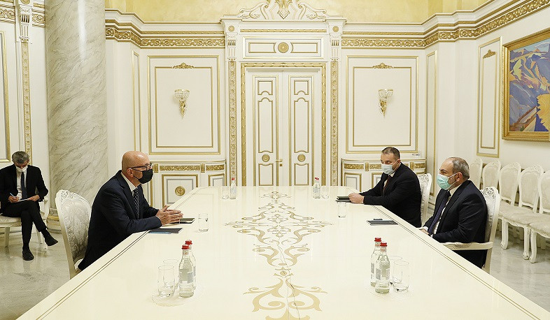 Վարչապետն առանձին հանդիպումներ է ունեցել բարձր տեխնոլոգիաների ոլորտում գործունեություն ծավալող Sada և Service Titan ընկերությունների ղեկավարների հետ