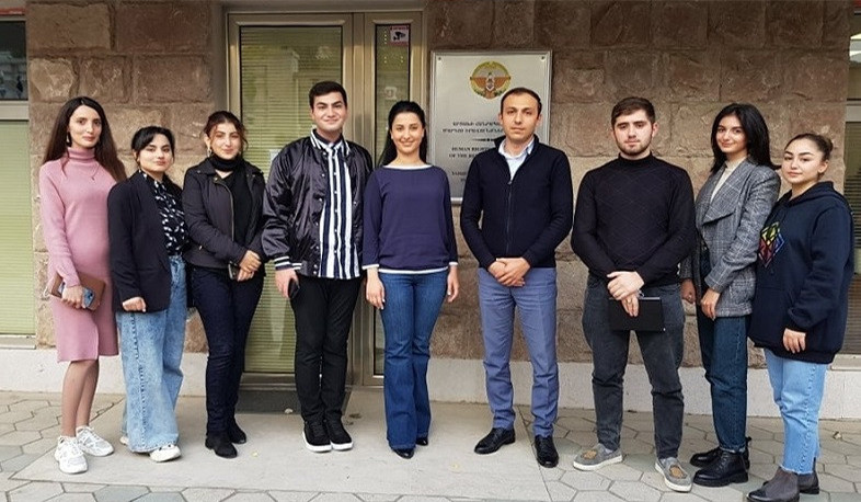 Ombudsman of Artsakh met with students documenting crimes of Azerbaijan