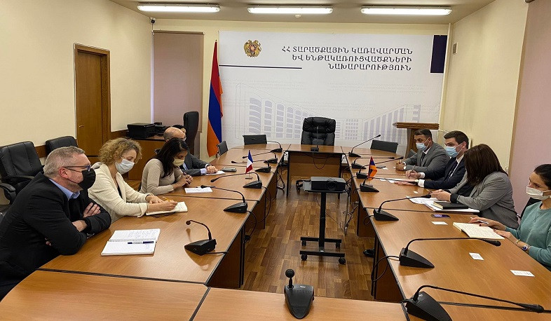 Ֆրանսիական կողմին են ներկայացվել համայնքային ճանապարհների բարելավման ուղղությամբ հայկական կողմի առաջարկները