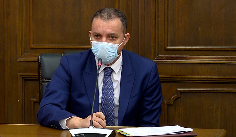 Վահան Քերոբյանը ներկայացրել է 2022 թ. պետբյուջեով նախատեսված ծրագրերի ֆինանսավորման ամփոփ հաշվետվությունը