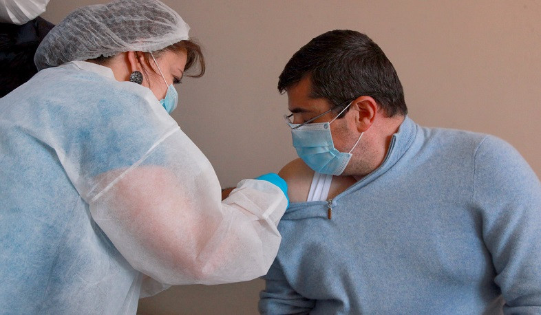 Artsakh’s President vaccinated against coronavirus