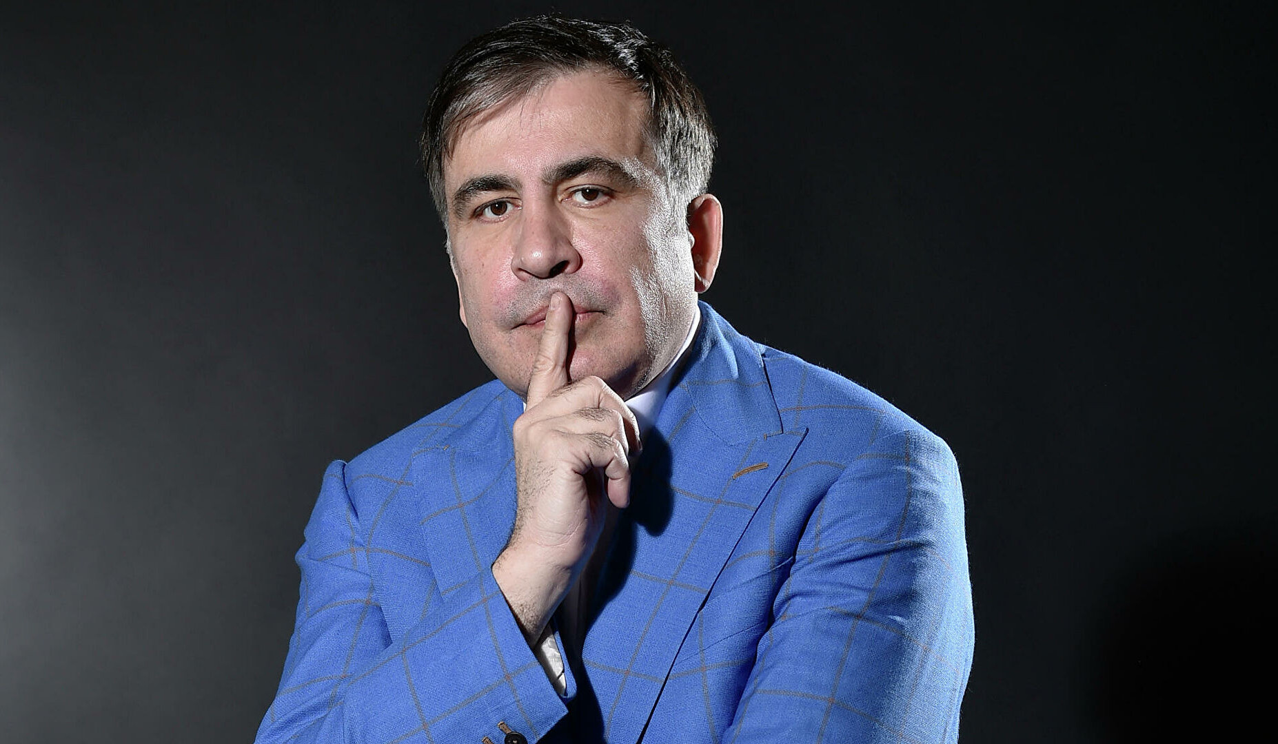 Мать Саакашвили сообщила, что его вывезли из тюрьмы на вертолете