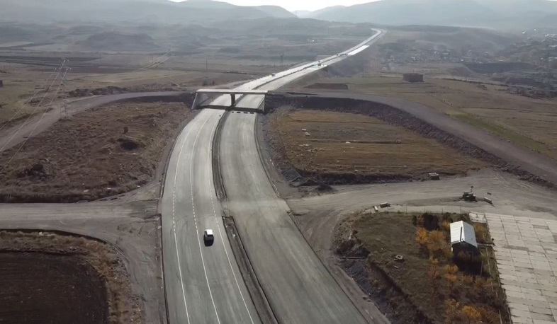 Թալին-Հոռոմ հատվածում մեկ ուղղությամբ տրանսպորտային երթևեկությունը տեղափոխվել է նոր վերակառուցված ճանապարհահատված