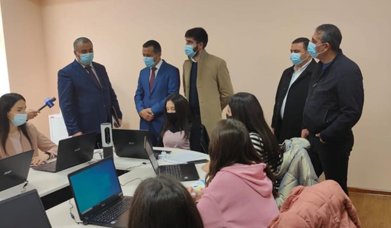 Արման Խոջոյանը մասնակցել է Պոլիտեխնիկական համալսարանի Կապանի մասնաճյուղի տեխնոլոգիական կենտրոնի բացմանը