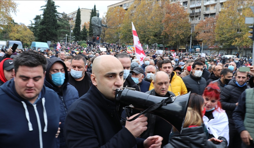 В Тбилиси состоялось шествие в поддержку Саакашвили
