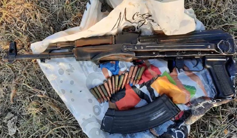 Մի խումբ անձինք ապօրինի զենք-զինամթերք են հանձնել