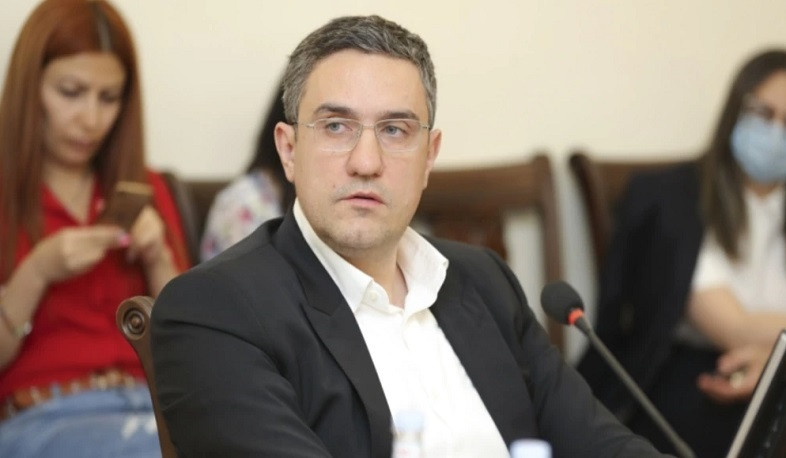 Արթուր Ղազինյանը 12-րդ անգամ չընտրվեց ԱԺ պաշտպանության և անվտանգության հարցերի հանձնաժողովի նախագահի տեղակալ