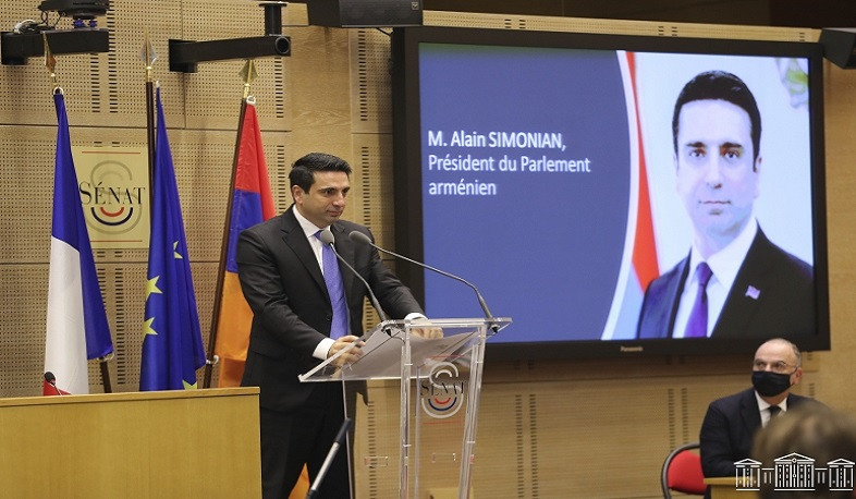 ՀՀ ԱԺ նախագահը Ֆրանսիայում մասնակցել է «Հայաստանը մեկ տարի անց» խորագրով համաժողովին