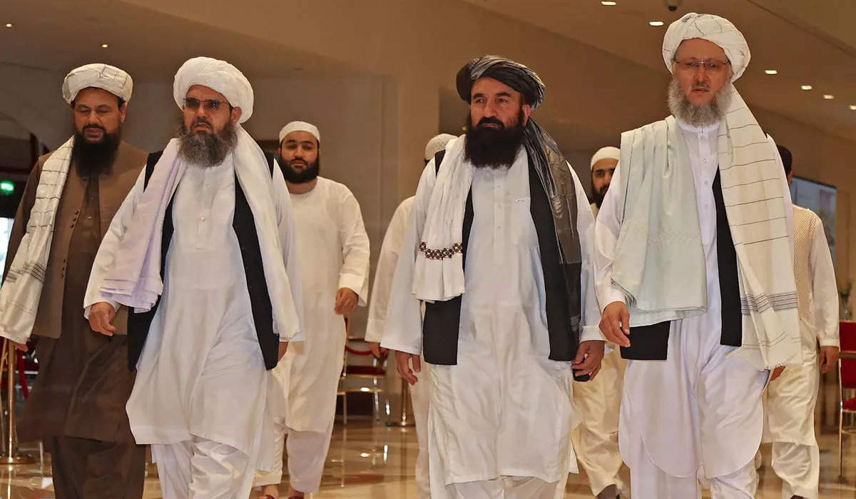 Талибы не планируют закрывать посольства Афганистана