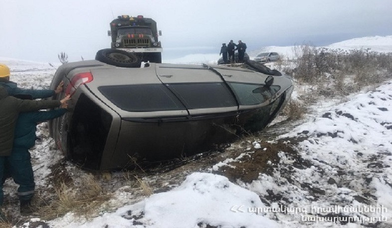 Գեղանիստ-Ջամշլու գյուղերի ավտո­ճանապարհին ավտոմեքենան ընկել է ձորը․ կա տուժած