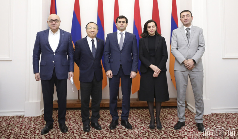 NA Vice President Hakob Arshakyan receives Ambassador of China to Armenia