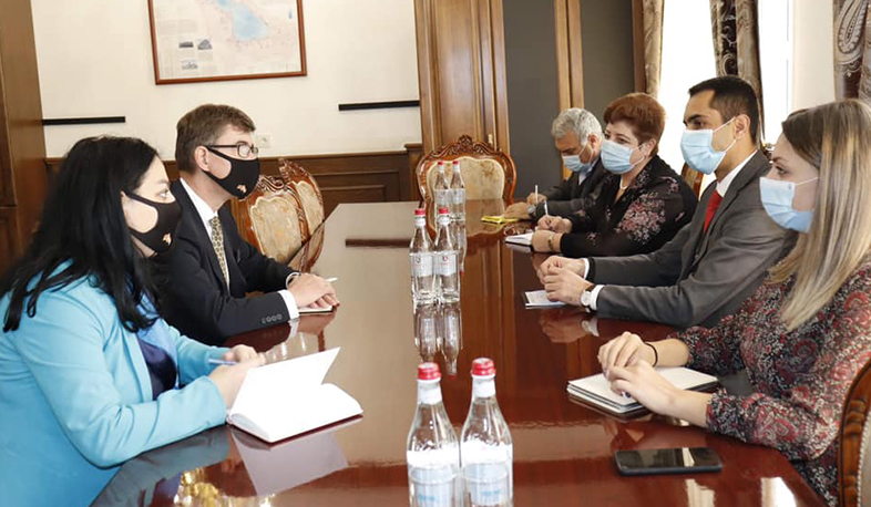 Գեղարքունիքի մարզպետն ընդունել է ՀՀ-ում Նիդեռլանդներին դեսպան Նիկո Սխերմերսին