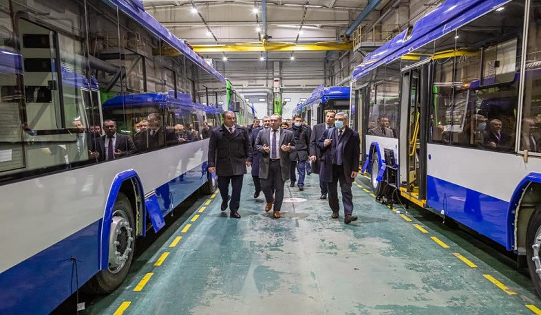 Բելառուս կատարած աշխատանքային այցի ընթացքում Վահան Քերոբյանն այցելել է Белкоммунмаш գործարան