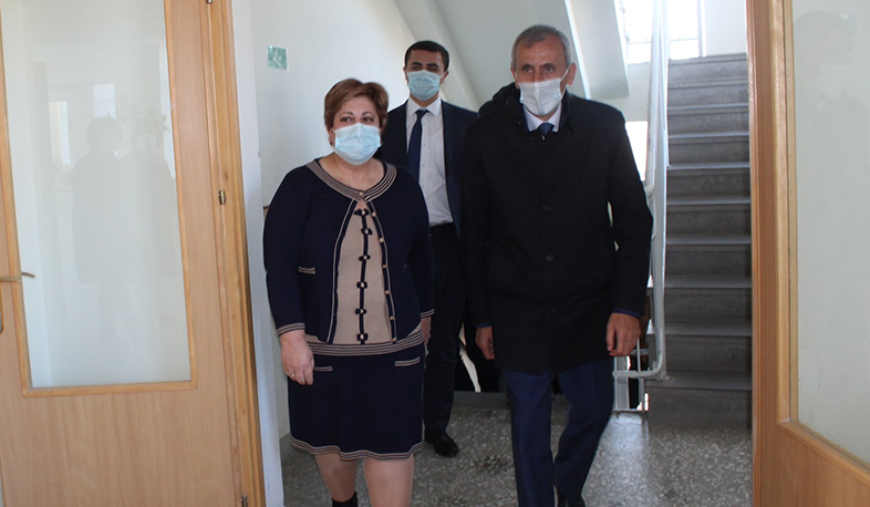 Արագածոտնի մարզպետը Մաստարայի միջնակարգ դպրոցում ծանոթացել է իրականացված բարեկարգման ծրագրերին