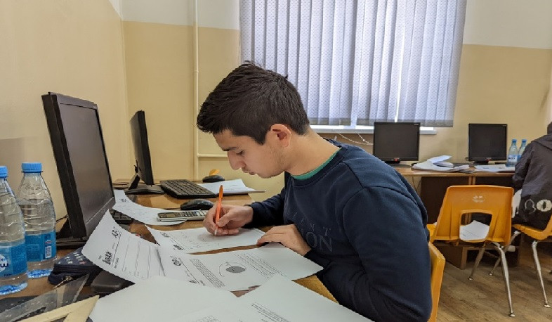 Ոսկե և արծաթե մեդալներ՝ աստղագիտության և աստղաֆիզիկայի միջազգային օլիմպիադայում