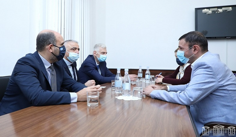 Babken Tunyan Meets with Delegation Arrived from Greece