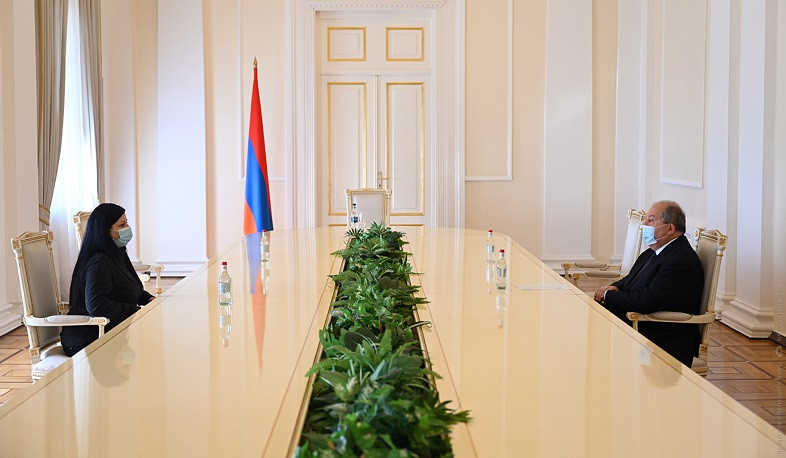 Արմեն Սարգսյանը հանդիպել է Վանո Սիրադեղյանի դստեր հետ