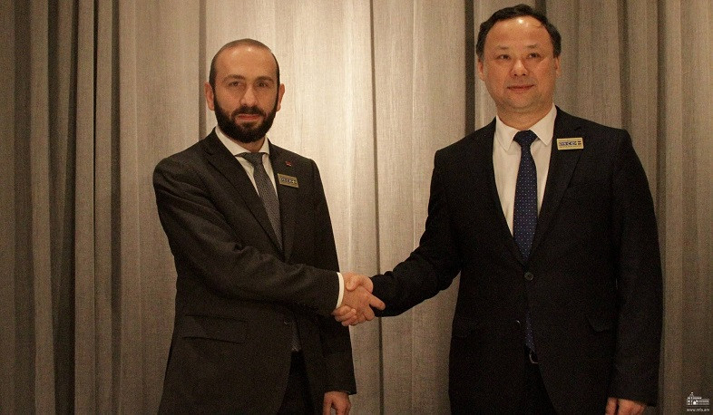 Министры иностранных дел Армении и Кыргызстана выразили готовность предпринять шаги по дальнейшему углублению сотрудничества