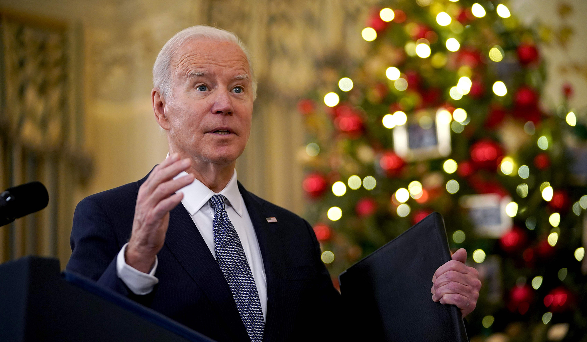 Biden says he will discuss Russia-Ukraine crisis with Putin