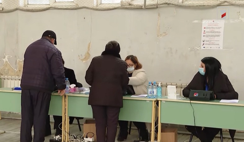 Ժամը 17:00-ի դրությամբ Շիրակի մարզի թիվ 32 ընտրատարածքում քվեարկել է ընտրողների 33.88 տոկոսը