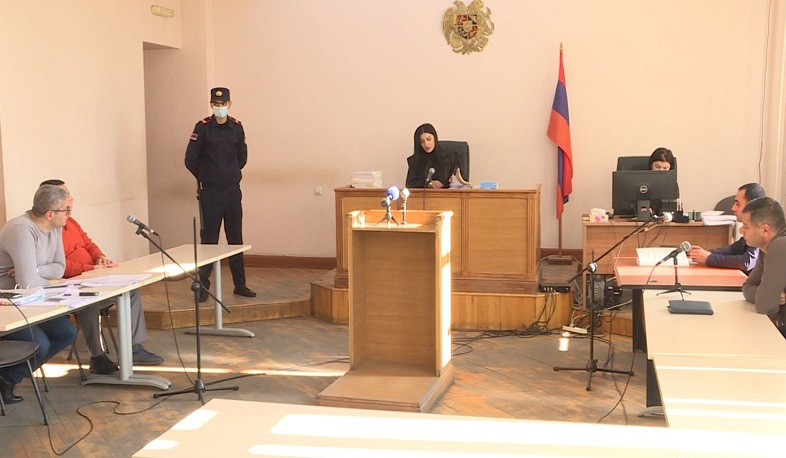 Շարունակվել է ԱԺ նախկին պատգամավոր Լևոն Սարգսյանի և նրա փեսայի գործով դատական նիստը