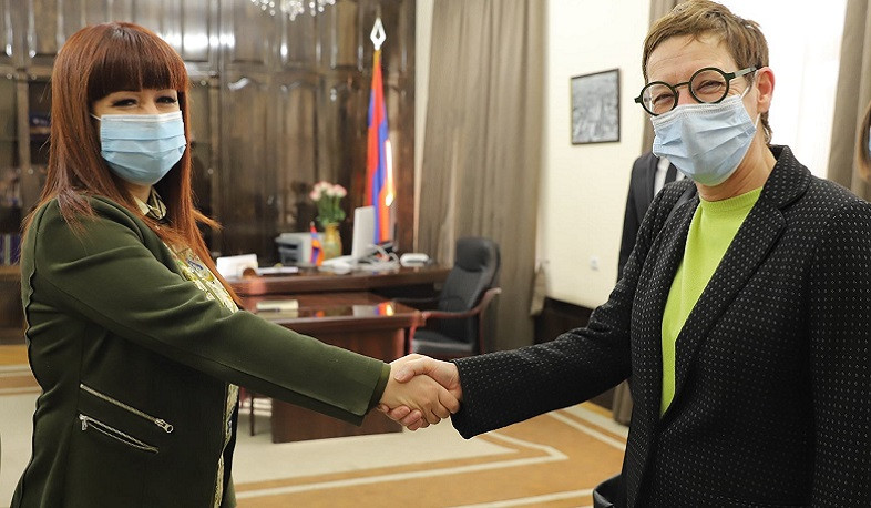 Շիրակի մարզպետը Ֆրանսիայի դեսպանի հետ քննարկել է կրթության, ՏՏ ոլորտներում համագործակցության հնարավորությունները