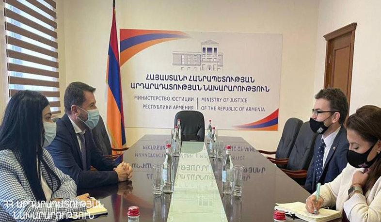 Կարեն Անդրեասյանը Մեծ Բրիտանիայի դեսպանին է ներկայացրել հանրային ծառայությունների մատուցման ոլորտի թվայնացմանը վերաբերող մանրամասները
