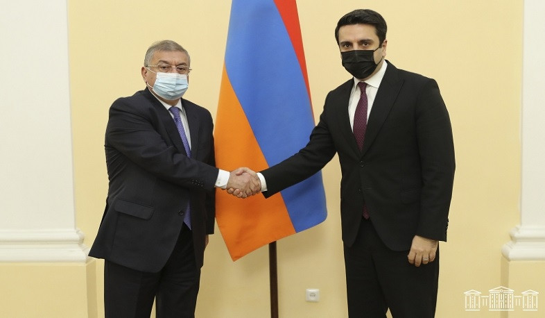 Ալեն Սիմոնյանը և Գագիկ Ջհանգիրյանը քննարկել են դատավորների սոցիալական երաշխիքների ապահովմանը վերաբերող հարցեր