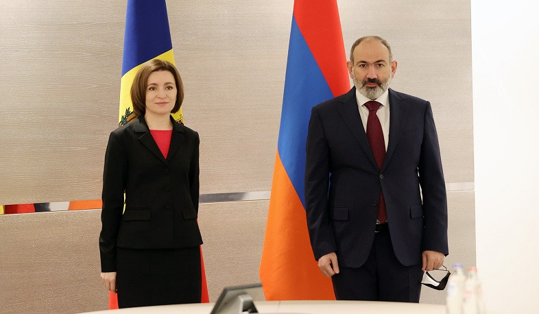 Nikol Pashinyan met with Maia Sandu: parties highlighted development of economic ties between Armenia and Moldova